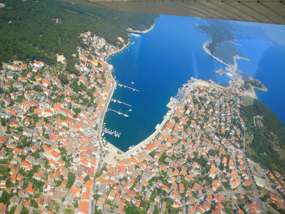 Apartment Simona Mali Lošinj Zewnętrze zdjęcie