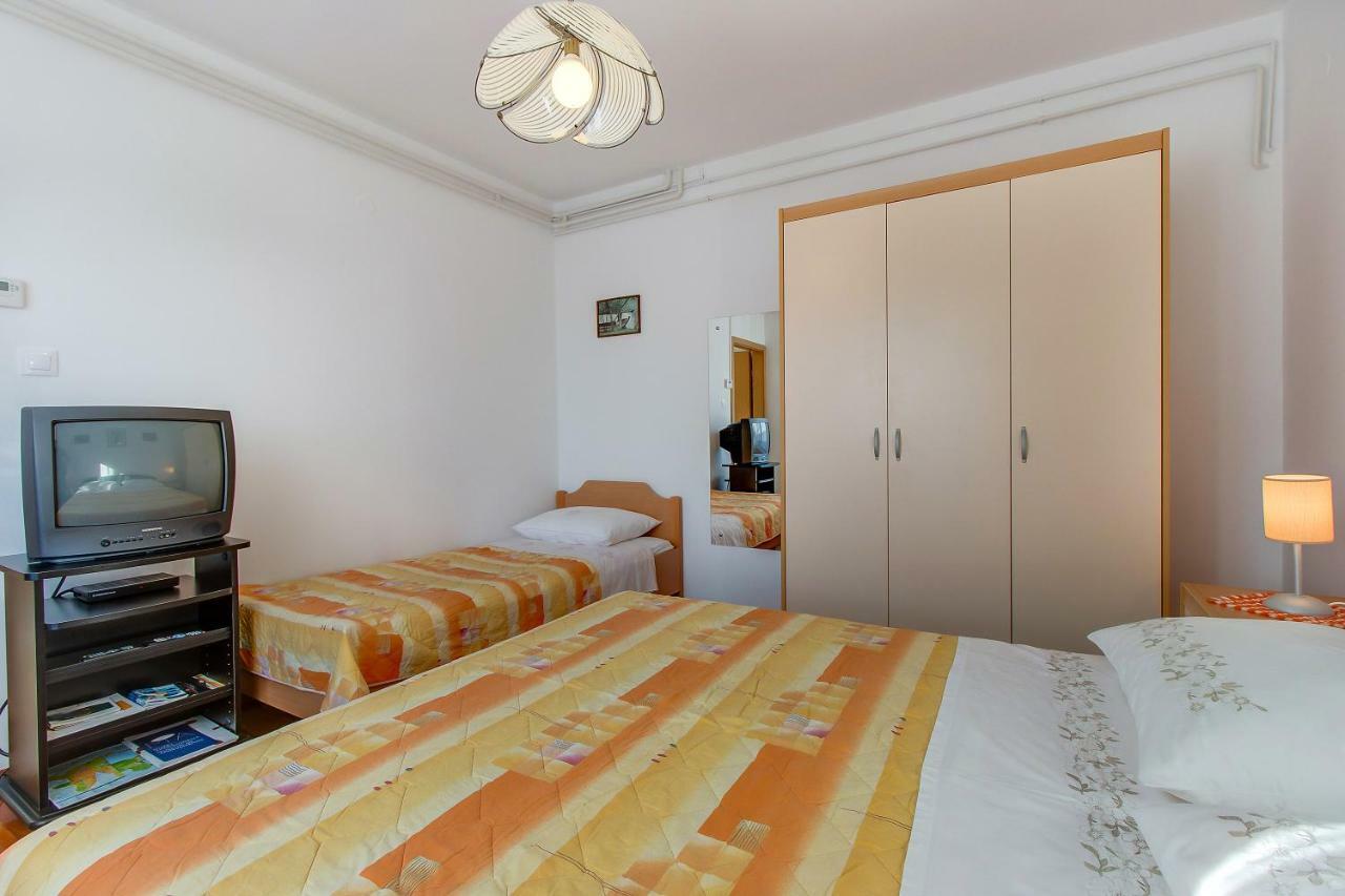 Apartment Simona Mali Lošinj Zewnętrze zdjęcie